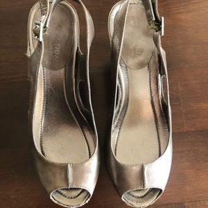 Kenneth Cole Reaction Wedge